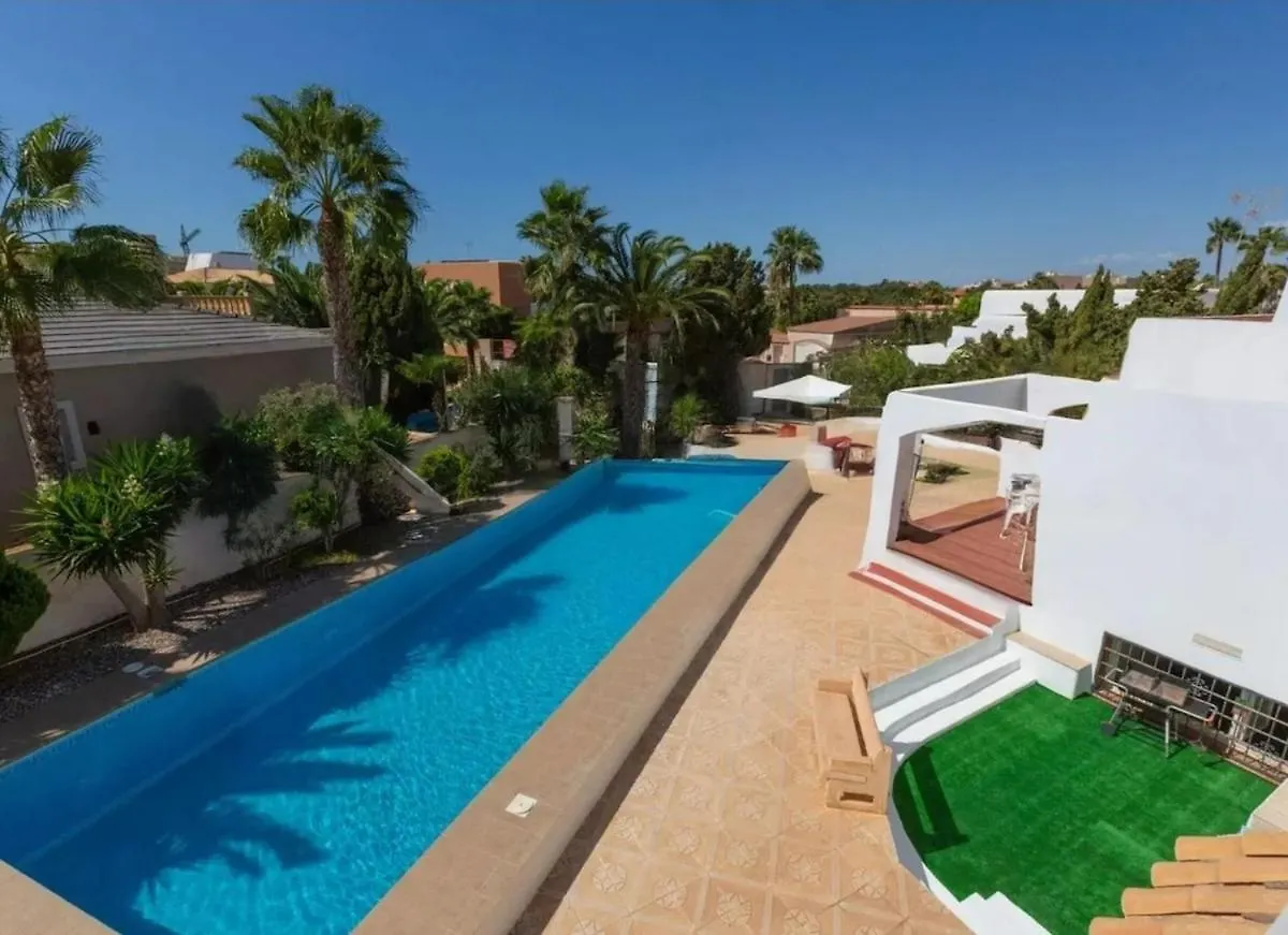 Villa De Los Osos - Roquetas De Mar, Almeria, 3Mins Walk To Playa Serena & Club De Golf Playa Serena, Entire House, Chalet With Xxl Private Pool & Gym 0*,  Испания