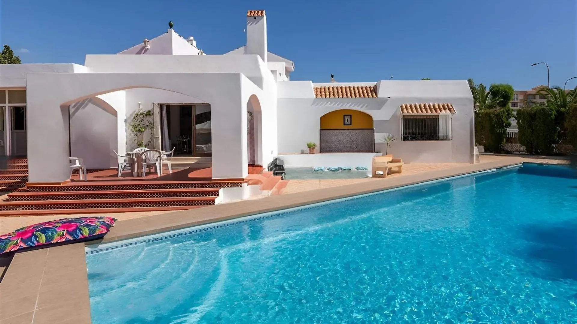 Villa De Los Osos - Roquetas De Mar, Almeria, 3Mins Walk To Playa Serena & Club De Golf Playa Serena, Entire House, Chalet With Xxl Private Pool & Gym